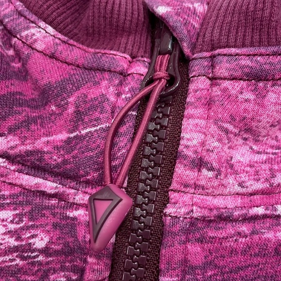 Ivivva Lululemon zipper jacket with hood - Picture 4 of 6